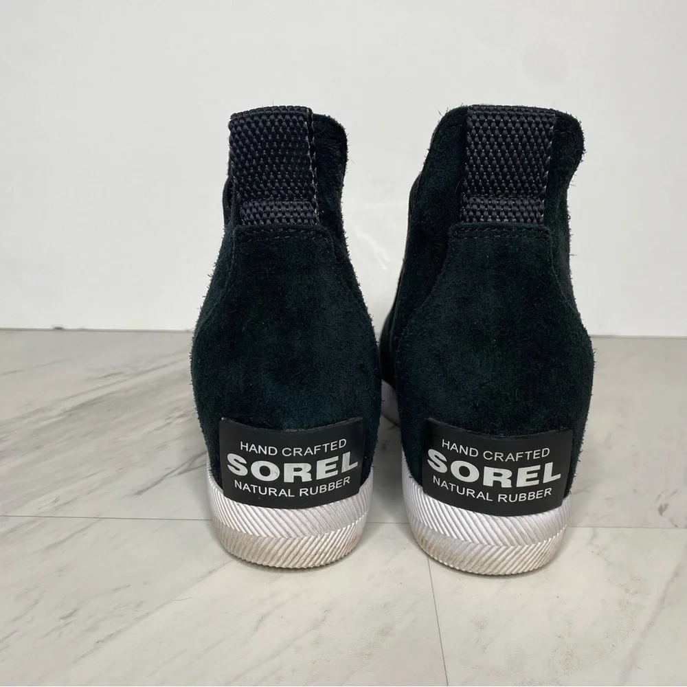 Sorel Out N About Slip On Wedge Black Suede Bootie 9
